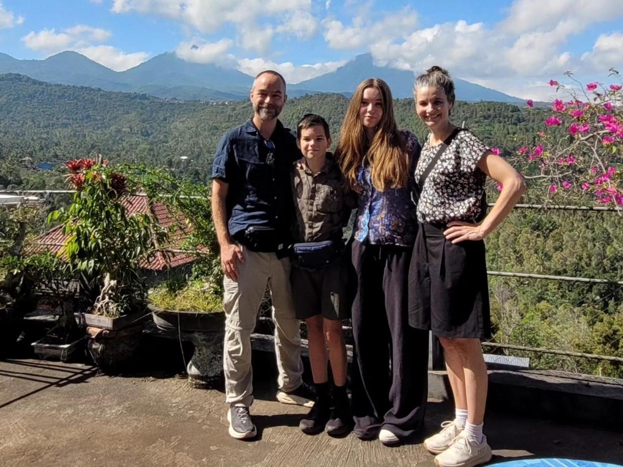 Appartamento Umah Yugadi Bali Munduk Esterno foto