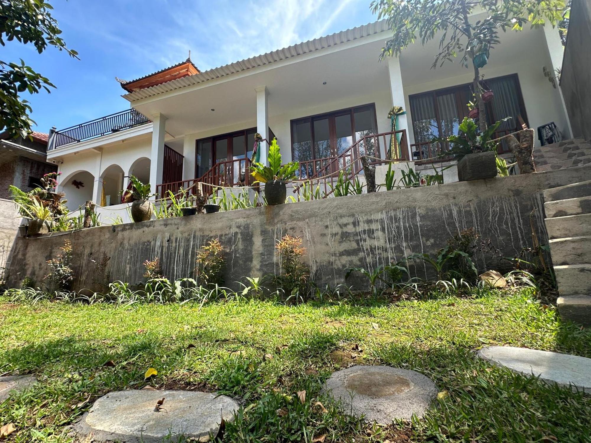 Appartamento Umah Yugadi Bali Munduk Esterno foto